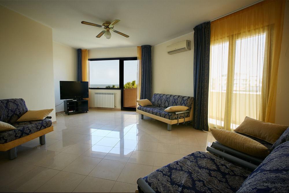 Residence Le Saline Марсала Екстериор снимка